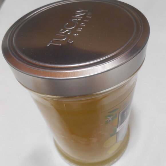 PREMIUM TUSCANY MARBLED LEMON SUGAR COOKIE CANDLE w/ ESSENTAIL OILS 18 OZS. 🎁🔥 - Picture 6 of 9